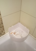 Пластиковые полки, которые не держатся..